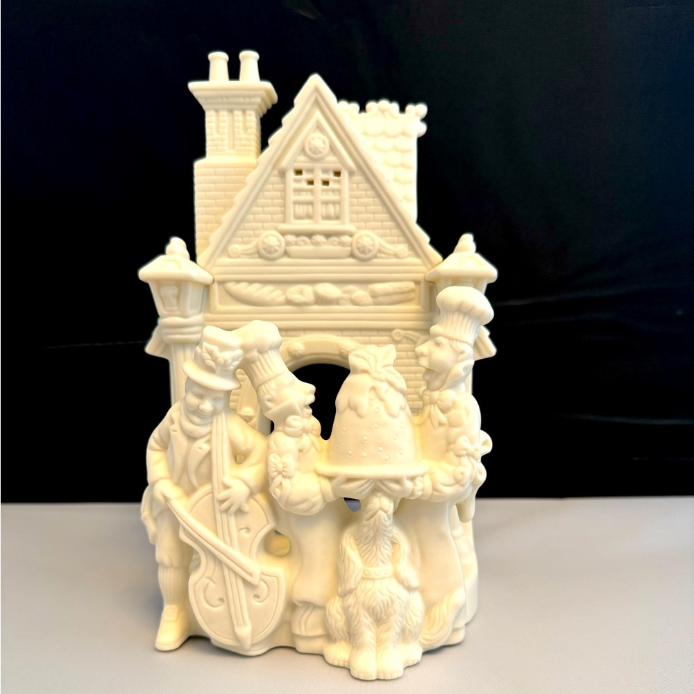 Partylite Bakery Carolers porcelain tealight candle holder